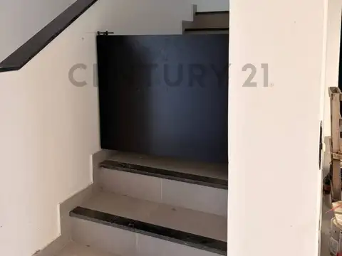 525 ENTRE 24 Y 25 , Piso 0