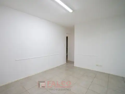 Oficina en Alquiler 45 años