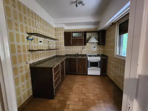 Departamento en Alquiler en Monte Grande, $ 1.100.000