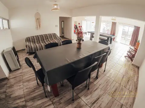 Casa en Venta con 1 cochera