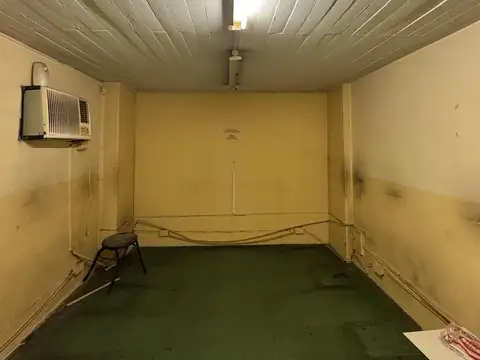 Local en Alquiler Via Púb.