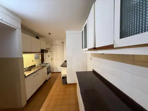 Departamento 4 ambientes con 2 baños