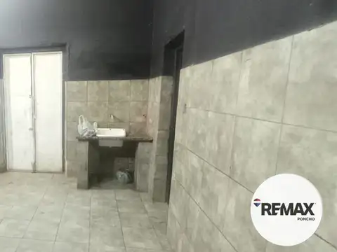 Local en Alquiler en San Fdo del Valle de Catamarca, $ 450.000