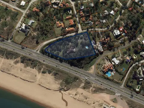 Casa en Punta del Este, Mansa