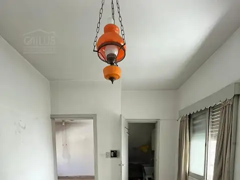 Depto Tipo Casa en Venta 52 años