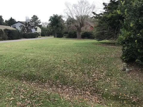 LOTE EN VENTA EL BOSQUE C.C.