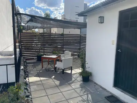 Venta PH 3 ambientes con Terraza y patio Coghlan