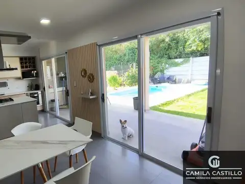 Casa 5 ambientes con 3 baños