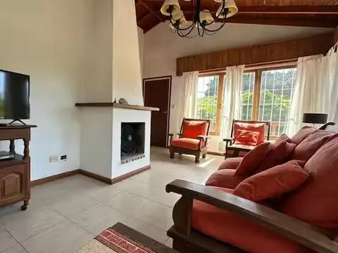 Casa en Alquiler Temporal en Pinamar, USD 3.200