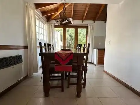 Casa en Alquiler Temporal con 1 cochera