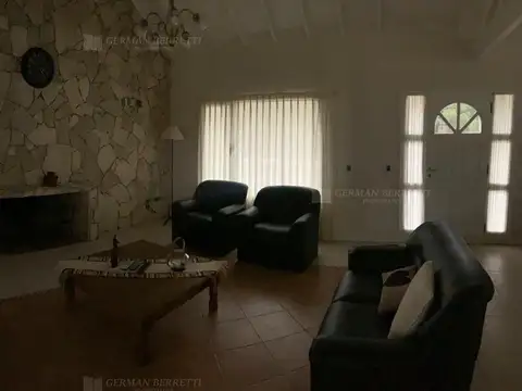 Casa en Venta al Oeste