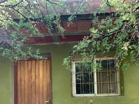 2 VIVIENDAS EN 2 HA + 1637 MTS/2 EN SAN HUBERTO