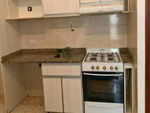 Depto Tipo Casa en Alquiler en Quilmes, $ 600.000