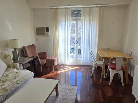 Depto Tipo Casa en Venta de 1 dormitorio