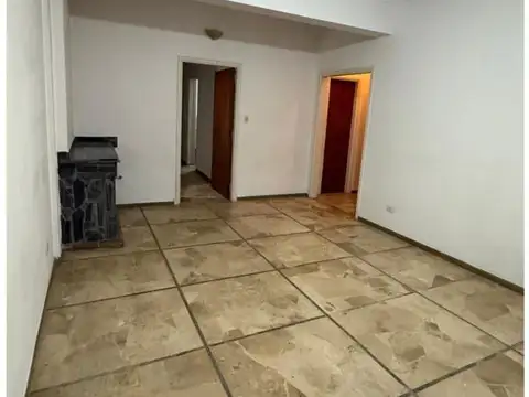 Avenida Mitre 2800, Piso 1