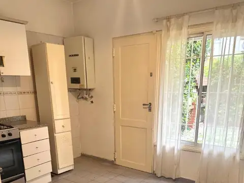 Depto Tipo Casa 3 ambientes con 2 baños