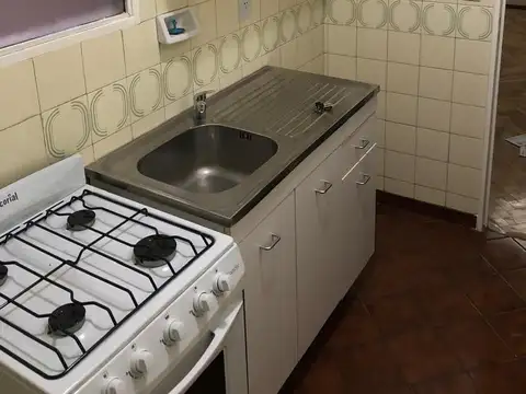 Departamento en Alquiler en Recoleta, $ 600.000