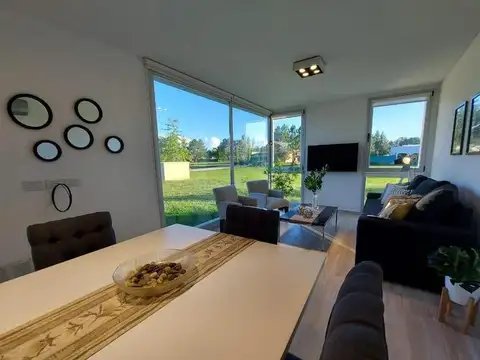 Departamento en Alquiler con 1 cocheras