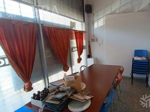 Local en Venta 30 años