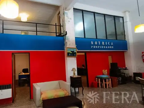 Venta local  en Bernal Oeste