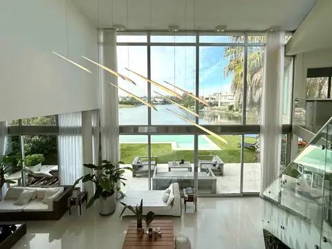 Casa en Alquiler Temporal de 4 dormitorios