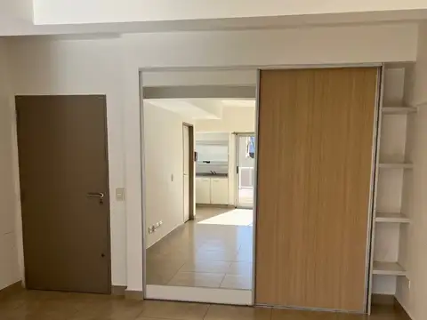 MONOAMBIENTE AL FRENTE CON BALCON TERRAZA EN ALQUILER VILLA DEVOTO