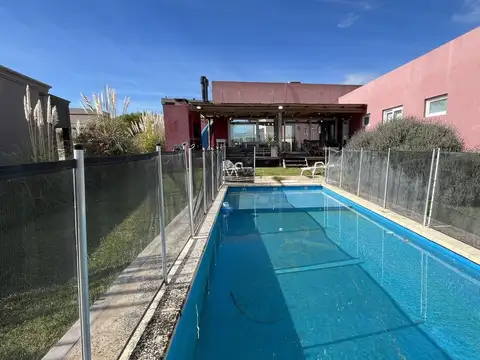 CASA VENTA COSTA ESMERALDA