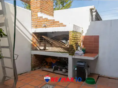 Depto Tipo Casa en Venta 32 años