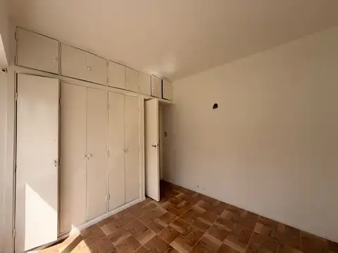 Depto Tipo Casa en Alquiler de 2 dormitorios