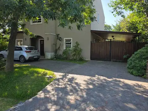 Casa en Venta en La Lonja, USD 270.000