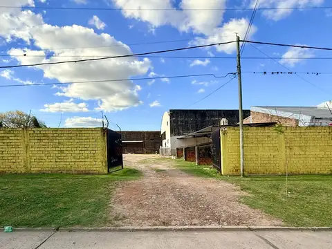 Local en Venta 51 años
