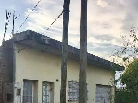 Casa en Venta - Luis Guillon