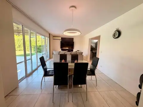Casa en Venta en San Gabriel, USD 340.000