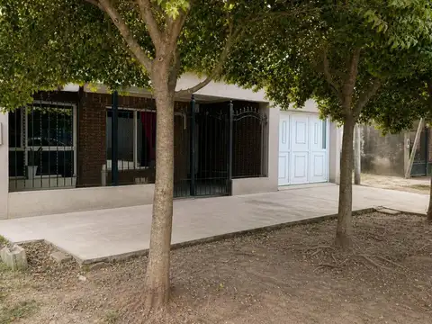 Casa en venta en Recreo, 3 dorm. patio y cochera