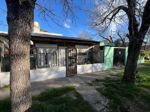Casa 2 ambientes con 1 baño