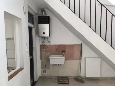 Depto Tipo Casa en Venta en Colegiales, USD 170.000