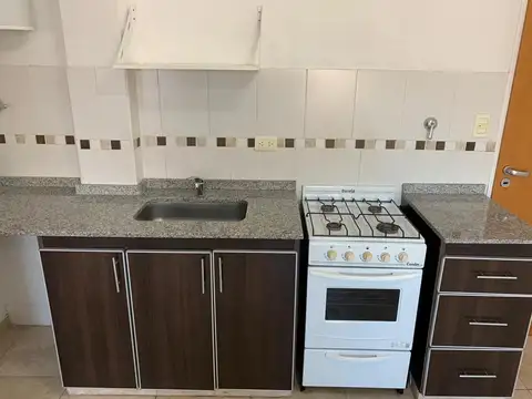 Departamento en Alquiler en Ramos Mejía, $ 450.000