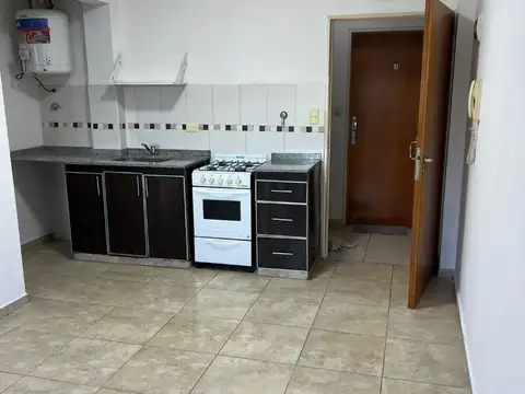 Departamento en Alquiler en Ramos Mejía, $ 400.000