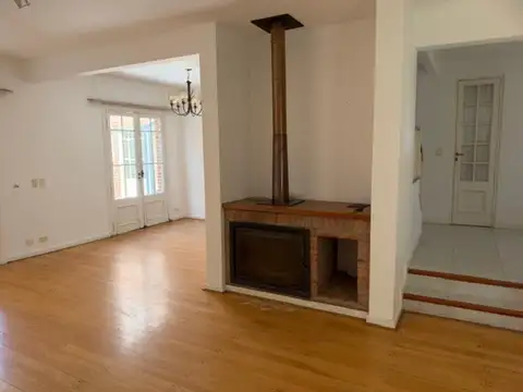 Casa en Venta en La Horqueta, USD 420.000