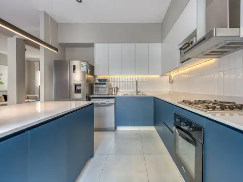 Depto Tipo Casa 5 ambientes con 3 baños