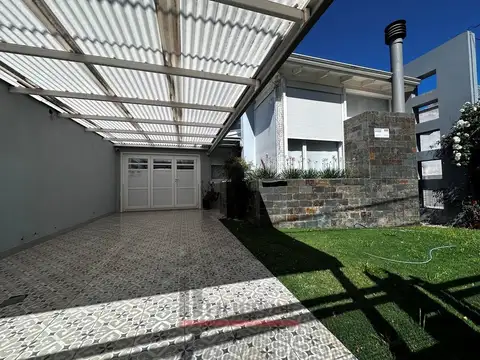 Hermosa Casa de 2 dormitorios en venta - Pilmayquen 591