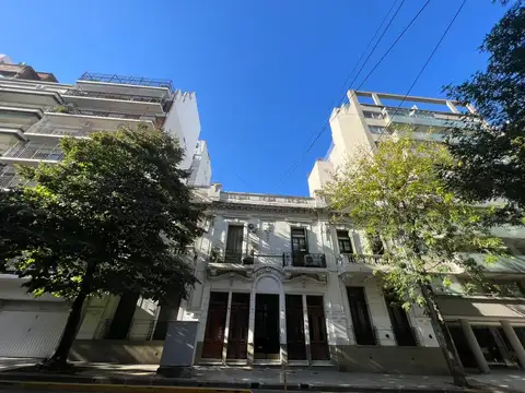 Venta PH de 4 Ambientes Techos Doble Altura - Barrio Norte