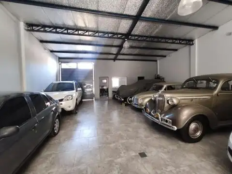 Galpon en Venta en Moron, USD 240.000