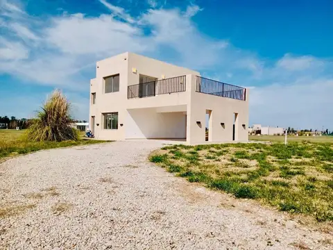Casa en Venta en Coronel Brandsen, USD 230.000