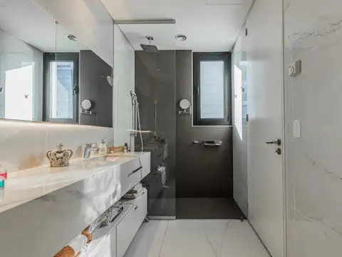 Departamento 3 ambientes con 3 baños
