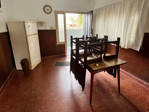 Departamento 5 ambientes con 2 baños