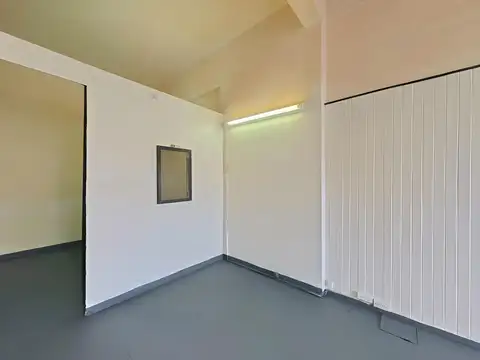Zelada 5500, Piso PB