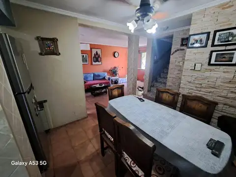 Depto Tipo Casa en Venta de 3 dormitorios