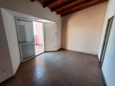 Depto Tipo Casa en Alquiler de Monoambiente