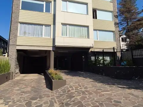 Departamento centrico seminuevo super amplio  